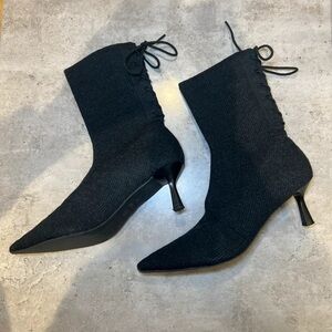 Chic Black Heeled Boots for Women